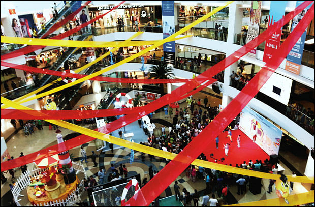 E-commerce vs Shopping Malls