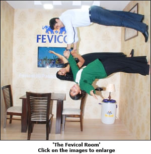 Fevicol's 'Sticky Surprise' at Lalbaugcha Raja