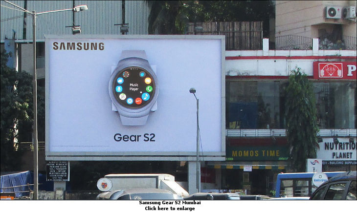 Samsung leverages Instagram and Outdoor to promote Gear S2