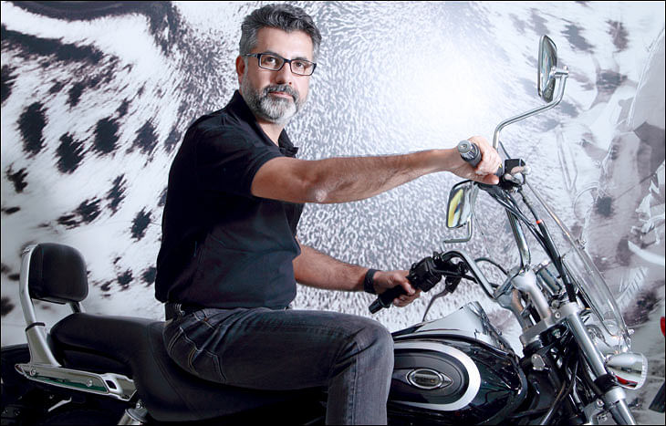 "Fancy advertising can't sell a two wheeler": Sumeet Narang, Bajaj Auto