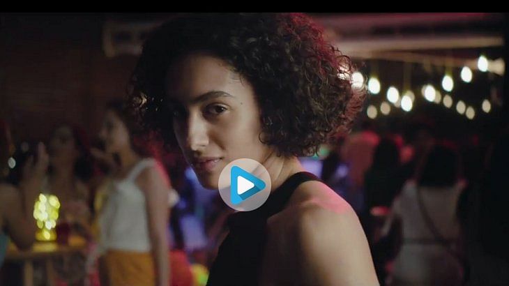 afaqs! Creative Showcase: Fastrack references Tinder in this spot