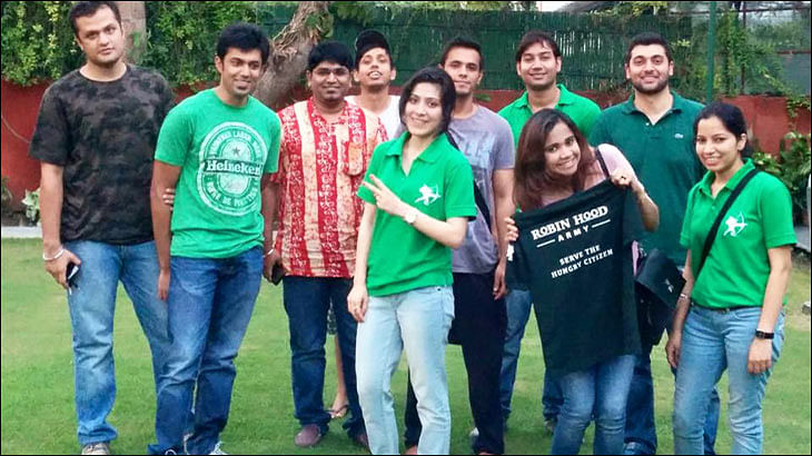 Robin Hood Army launches Mission100k with Uber and ScoopWhoop