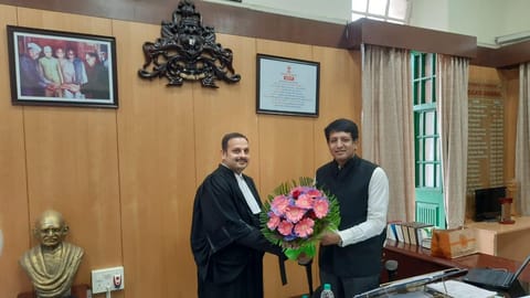 Aruna Shyam with Advocate General