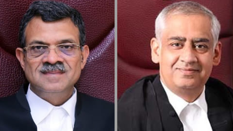 Acting Chief Justice Vipin Sanghi and Justice Navin Chawla