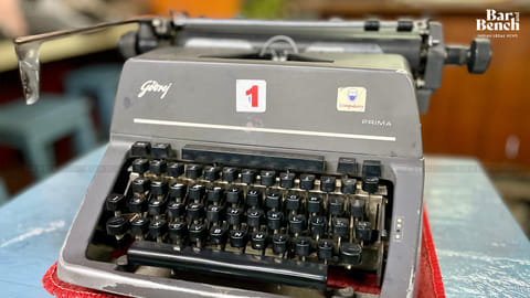 type writer