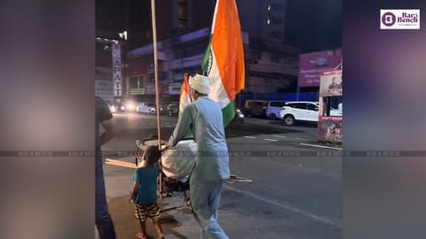 Tri-colour