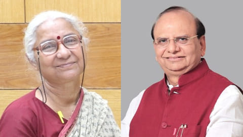 Medha Patkar and  VK Saxena