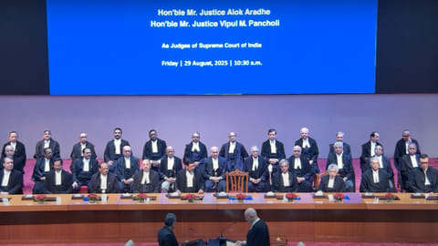 Swearing in ceremony, Justices Alok Aradhe and Vipul Pancholi