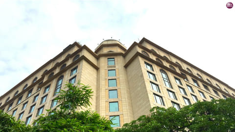 Delhi court grants bail to man accused of posing as employee of Abu Dhabi Royal family and leaving Leela Hotel without paying ₹24 lakh bill 
