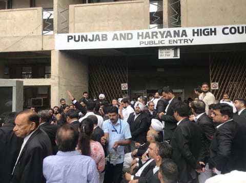 Implementation of notification re Haryana Administrative Tribunal deferred [Read Punjab & Haryana HC Order]
