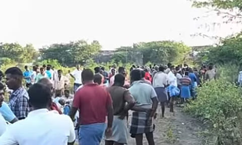 பிளஸ்-2 மாணவி கொலை; குற்றவாளிகளை பிடிக்க முடியாமல்  தனிப்படை போலீசார் திணறல்