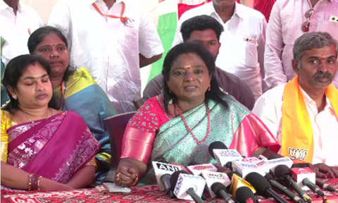 கனிமொழி டெல்லி செல்லும் போது இ.பி.எஸ் செல்ல கூடாதா? - தமிழிசை சவுந்தரராஜன் கேள்வி