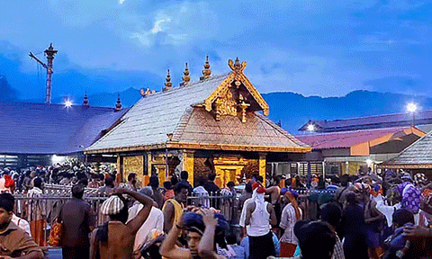 விஷு பண்டிகை; சபரிமலையில் ஆன்லைன் முன்பதிவு தொடக்கம்
