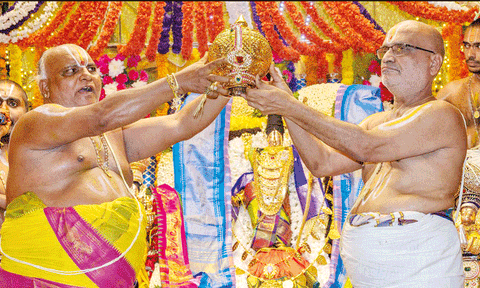 திருப்பதி கோதண்டராமர் கோவிலில் ராமர் பட்டாபிஷேக விழா
