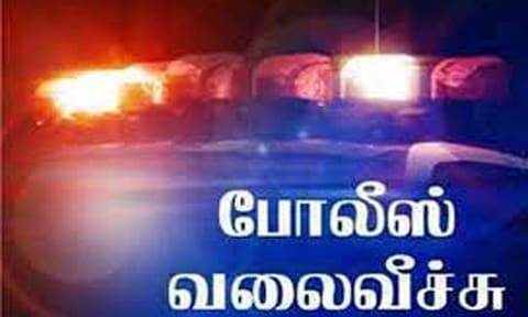 மீனவருக்கு அரிவாள் வெட்டு: மர்ம நபர்களுக்கு போலீஸ் வலைவீச்சு