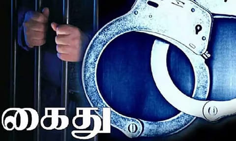 ராமேசுவரம் மீனவர்கள் 4 பேர் இலங்கை கடற்படையால் கைது.. சிறையில் அடைப்பு..