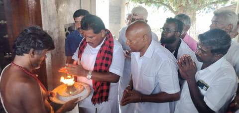 ‘என்னை பொதுமக்கள் தங்கள்  குடும்பத்தில் ஒருவராக நேசிக்கின்றனர்’’ திருச்செந்தூர் தி.மு.க. வேட்பாளர் அனிதா ராதாகிருஷ்ணன் பெருமிதம்
