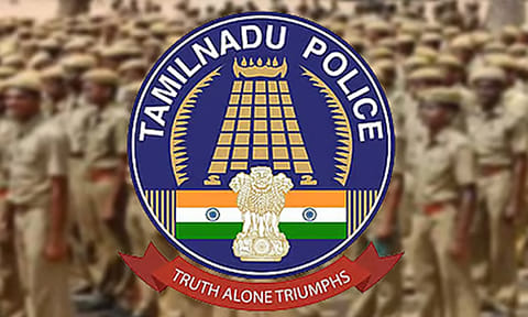 Tamil Nadu Police டிஜிபி மகேஷ் குமார் அகர்வால் யார்?: புதிய காவல் துறைத் தலைவரின் பின்னணி மற்றும் பயணம். Who is DGP Mahesh Kumar Aggarwal?: Profile and career of Tamil Nadu's new ...