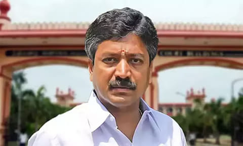 எம்.பி. பதவியை ராஜினாமா செய்கிறார்  சி.வி.சண்முகம்