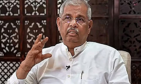 கவர்னருடன் தமிழக அரசு உயர் அதிகாரிகள் இன்று சந்திப்பு