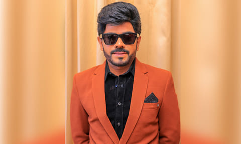 லெஜண்ட் சரவணன்