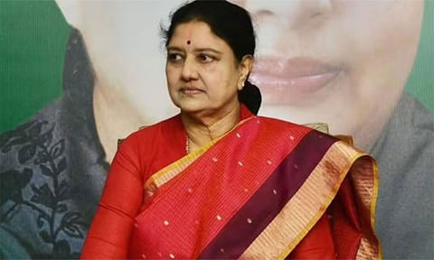 அதிமுக-திமுக சேர்ந்து ஆட்சி அமைக்கப்போவதாக வரும் செய்திகள் வேதனை அளிக்கிறது - சசிகலா 