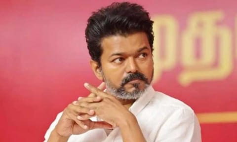 இன்று மாலை கவர்னரை சந்திக்கிறார் த.வெ.க. தலைவர் விஜய் - அடுத்தது என்ன? 