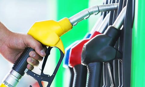 பெட்ரோல், டீசல் விலை  விரைவில்  ரூ.5 வரை உயர்கிறதா? வெளியான அதிர்ச்சி தகவல்