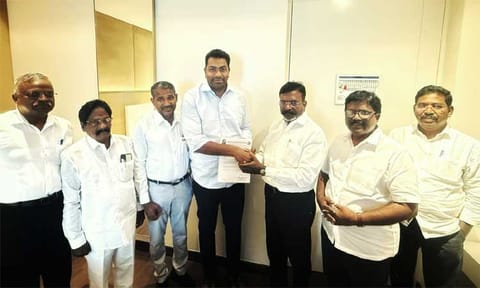 காத்திருப்பு முடிவுக்கு வந்தது... த.வெ.க.வுக்கு ஆதரவு கடிதம் வழங்கியது வி.சி.க.