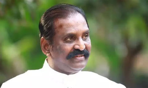 தேசம் திரண்டு தீவைக்க வேண்டும் நீதியில்லாத நீட்டுக்கு - கவிஞர் வைரமுத்து