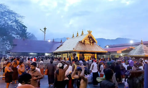 வைகாசி மாத பூஜை; சபரிமலை அய்யப்பன் கோவில் நடை நாளை திறப்பு