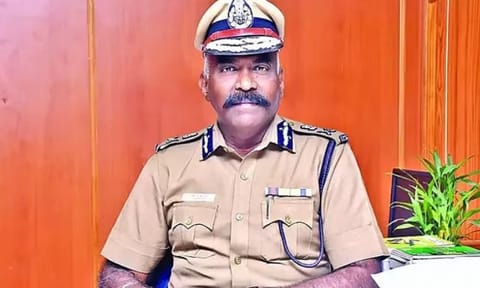 கூட்டுறவு பால் உற்பத்தி சங்க கண்காணிப்பு அதிகாரியாக டேவிட்சன் தேவாசீர்வாதம் மாற்றம்