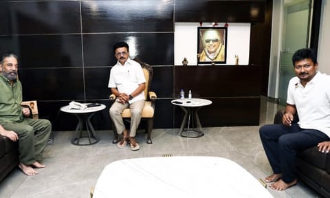 திமுக தலைவர் மு.க.ஸ்டாலினுடன் கமல்ஹாசன் சந்திப்பு