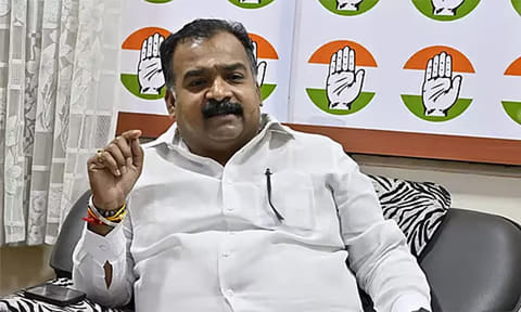 தவெக அரசில் காங்கிரசுக்கு 2 அமைச்சர்கள்; மாணிக்கம் தாகூர் தகவல்
