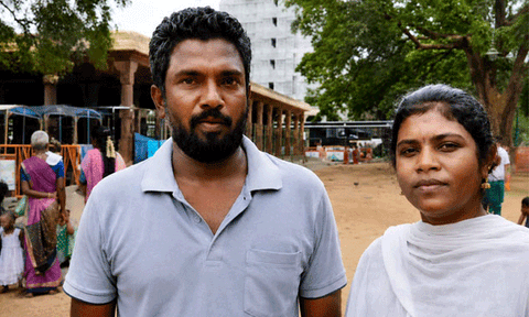 திருச்செந்தூர் கோவிலில் மனிதாபிமானமற்ற செயல்: கர்ப்பிணிப் பெண்ணை வெளியே தள்ளிய ஊழியர்கள்