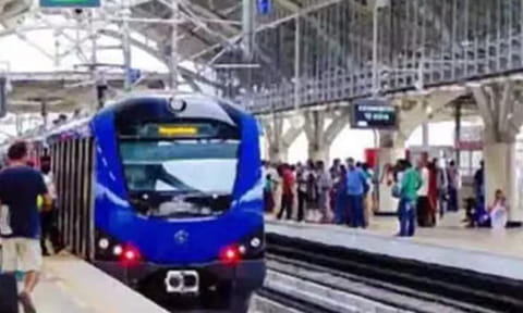 சென்னையில் நாளை ஐபிஎல் போட்டி: மெட்ரோ ரெயிலில் இலவசமாக பயணிக்கலாம்