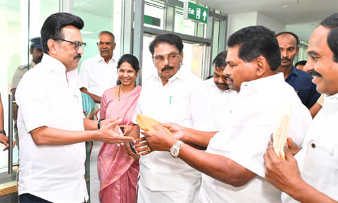 கொளத்தூர் மக்கள் கேடுகெட்டவர்கள்; திமுக எம்.எல்.ஏ. அனிதா ராதாகிருஷ்ணன் சர்ச்சை பேச்சு