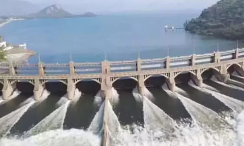 மேட்டூர் அணையில் ஜூன் 12-ந் தேதி தண்ணீர் திறக்க வாய்ப்பு இல்லை: குறுவை சாகுபடி விவசாயிகள் கவலை 