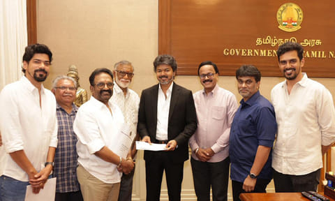 முதல்-அமைச்சரின் பொது நிவாரண நிதிக்கு ரூ.10 லட்சம் வழங்கிய தமிழ் திரைப்பட  தயாரிப்பாளர்கள் சங்கம்