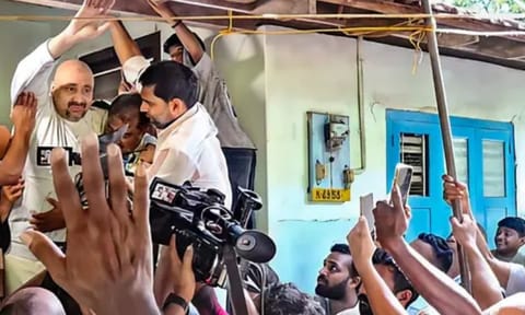 சவுதியில் மரண தண்டனை விதிக்கப்பட்டவரை ரூ.34 கோடி செலுத்தி மீட்ட கேரள மக்கள்