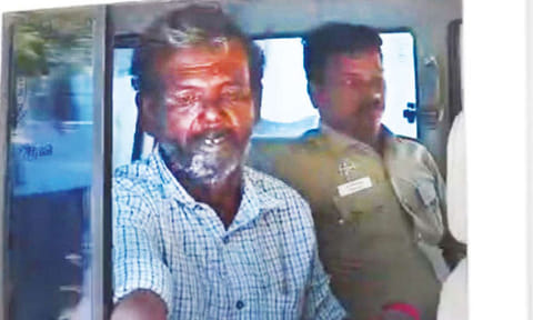  விஷம் குடித்த விவசாயி