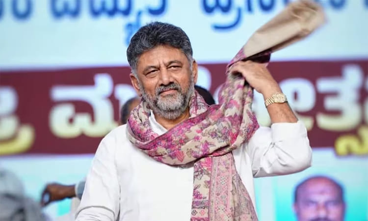 கர்நாடக முதல்-மந்திரி 3ம் தேதி பதவியேற்கிறார் டி.கே.சிவகுமார்...!


