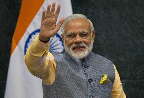 ராணுவ கண்காட்சியை முறைப்படி தொடங்கி வைக்க டெல்லியில் இருந்து சென்னைக்கு புறப்பட்டார் பிரதமர் மோடி