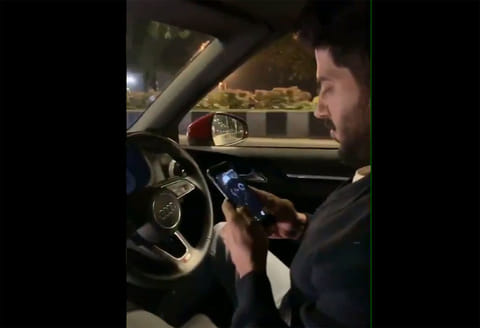 டிரைவர் இருக்கையில் செல்போன் பார்க்கும் வீடியோ - நடிகர் துல்கர் சல்மானை கண்டித்த மும்பை போலீஸ்