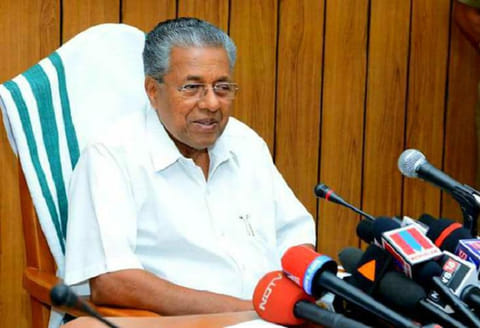நீட் தேர்வு எழுத வரும் தமிழக மாணவர்களுக்கு உதவிகள் செய்ய கேரள முதல்வர் பினராய் விஜயன் உத்தரவு