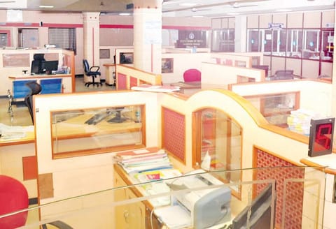 வங்கி ஊழியர்கள் வேலைநிறுத்தம் ரூ.400 கோடி பரிவர்த்தனை பாதிப்பு