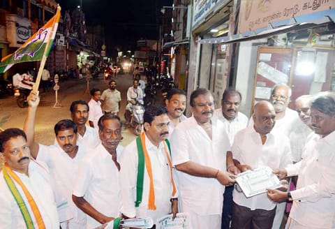 முழு அடைப்பு போராட்டம்: கடலூர் மாவட்டத்தில் இன்று தனியார் பஸ், ஆட்டோக்கள் ஓடாது
