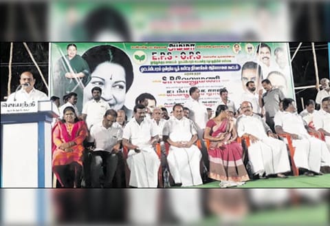 ஓட்டப்பிடாரத்தில் அ.தி.மு.க. வாக்குச்சாவடி முகவர்கள் கூட்டம் - 2 அமைச்சர்கள் பங்கேற்பு
