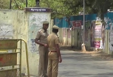முதல் அமைச்சர் பழனிசாமி வீட்டிற்கு வெடி குண்டு மிரட்டல்