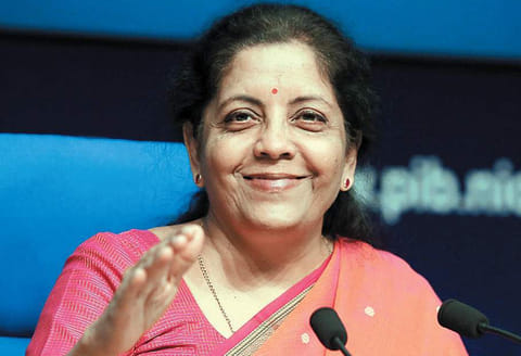 சென்னையில் முதன் முறையாக ராணுவ கண்காட்சி மத்திய மந்திரி நிர்மலா சீதாராமன் தகவல்